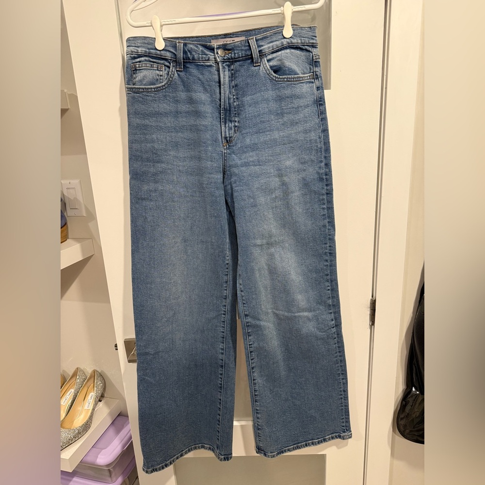 Joe's Jeans Relaxed Fit in Light Blue